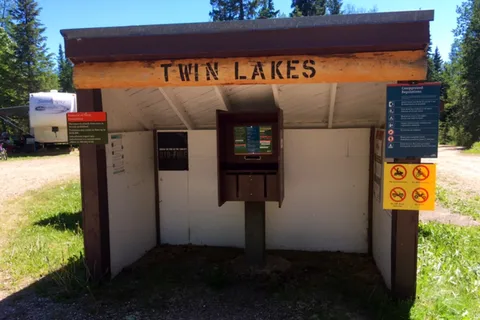 Twin Lakes Provincial Recreational Area