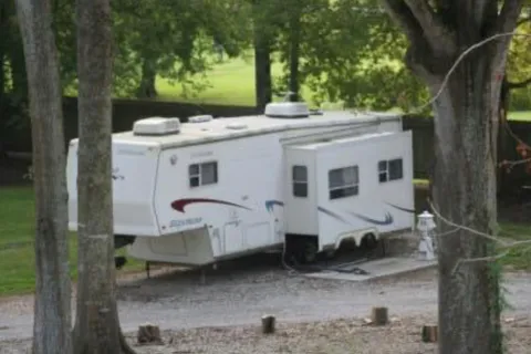 Poche Plantation RV Resort Cottage