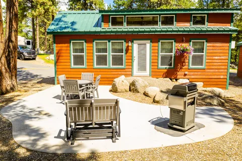 Leavenworth / Pine Village KOA Holiday