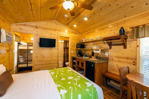 Leavenworth / Pine Village KOA Holiday