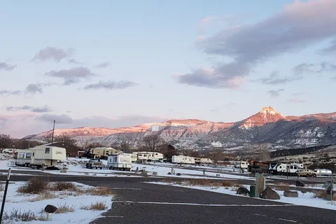 Saddleback Monument RV Resort