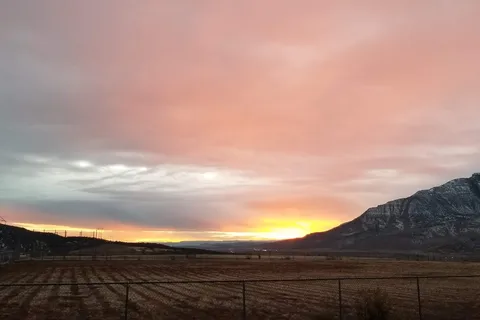 Saddleback Monument RV Resort
