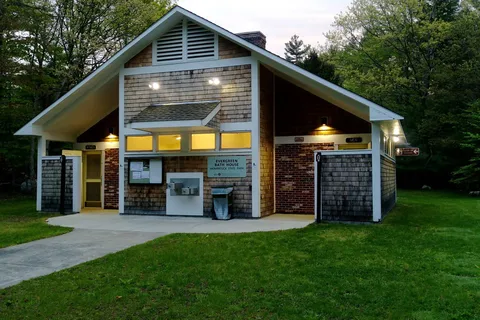 Wompatuck State Park