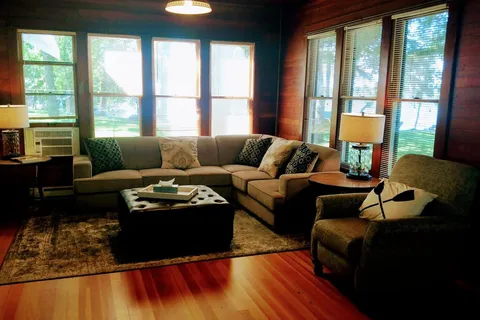 Rustling Elms Resort