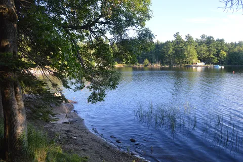 Sturgeon Bay Provincial Park