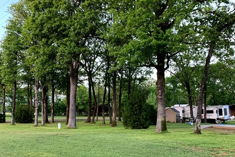 The Oaks of Yantis