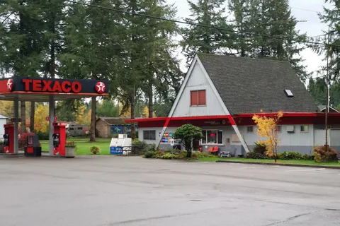 Olympia Campground and Fuel