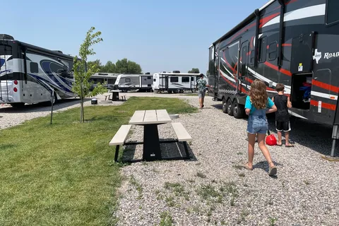 Yellowstone Lakeside RV Park and Campground
