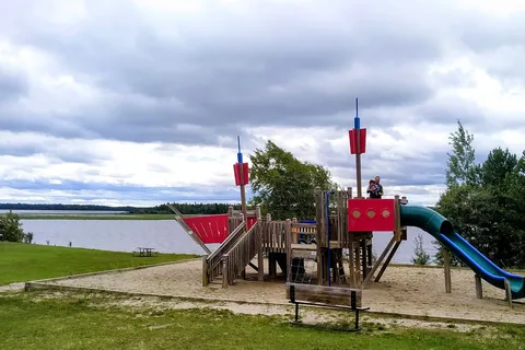 MacLeod Provincial Park