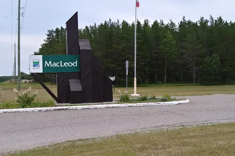 MacLeod Provincial Park