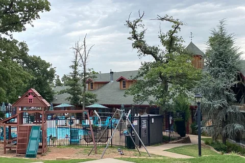 Twin Fountains RV Park