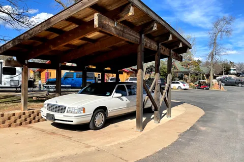 Twin Fountains RV Park