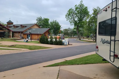 Twin Fountains RV Park