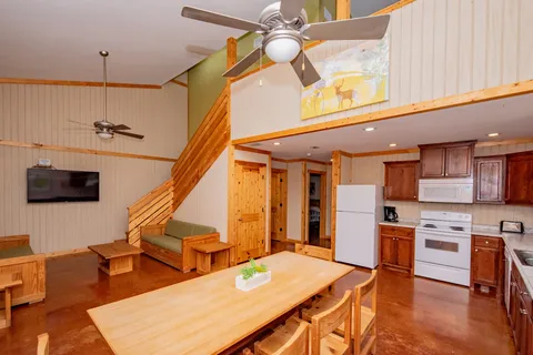 Seven Bluff Cabins and RV Park