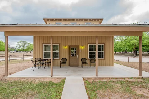 Seven Bluff Cabins and RV Park