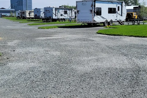 Three Forks Market RV Park