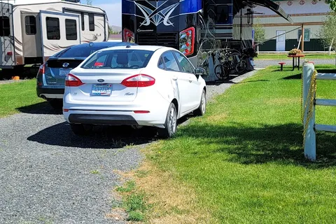 Three Forks Market RV Park