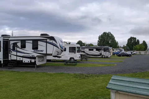 Three Forks Market RV Park