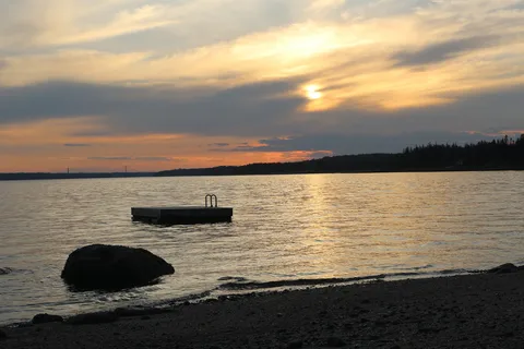 Oceanfront Camping at Reach Knolls