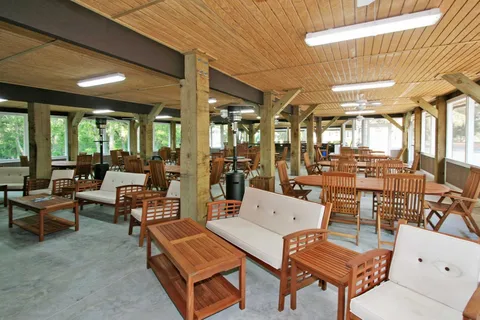 Live Oak Landing