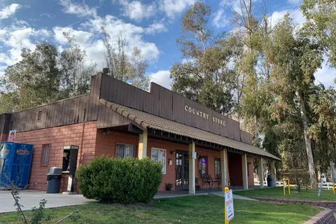 Wilderness Lakes RV Resort