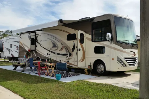 Yankee Traveler RV Park