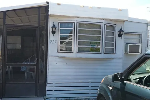 Yankee Traveler RV Park