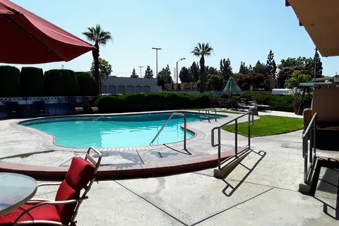 Rosewood Mobile Home and RV Park