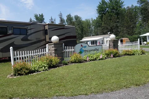 Streamside RV Park and Golf Course