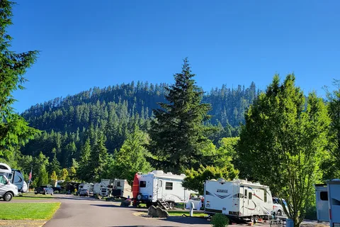 Casey's Riverside RV Park
