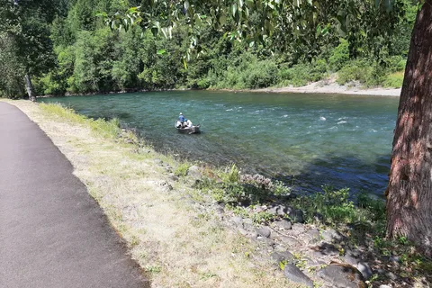 Casey's Riverside RV Park