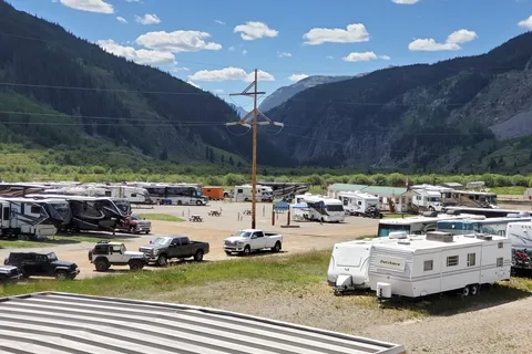 Red Mountain Motel and RV Park