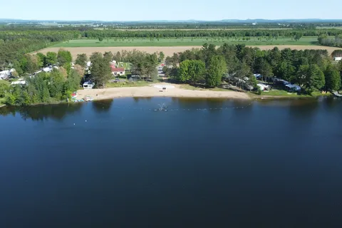 Camping Lac Des Cypres