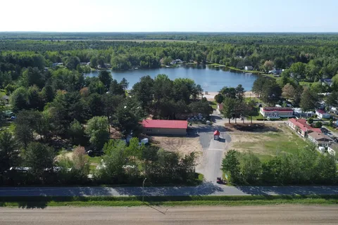 Camping Lac Des Cypres