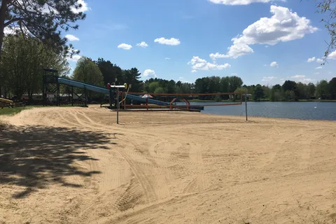 Camping Lac Des Cypres