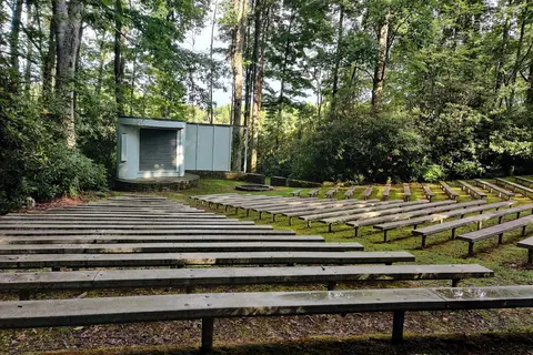Julian Price Park Campground - Blue Ridge Parkway National Park