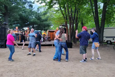 Six Lakes Resort and RV Park