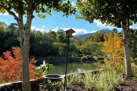 Apple Valley Farm Motorcoach Resort