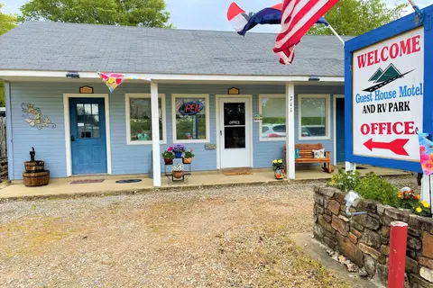 Mountain View RV Park and Guest Motel