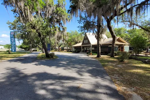 Eagles Roost Campground and RV