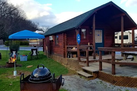 Twin Grove RV Resort and Cottages