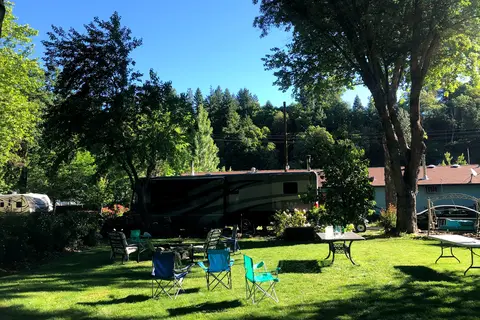 Bigfoot RV Park and Cabins