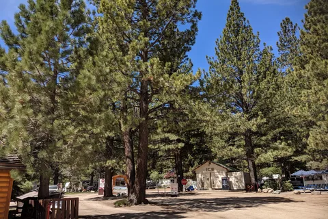 Annett's Mono Village