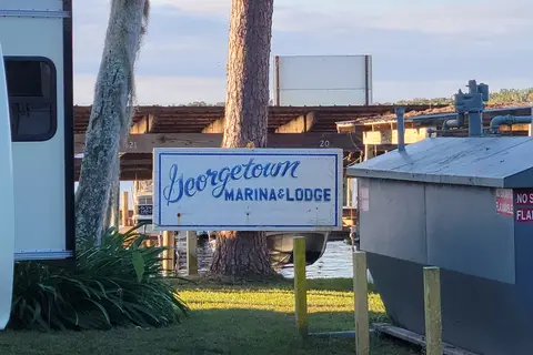 Georgetown Marina, Lodge and RV Park