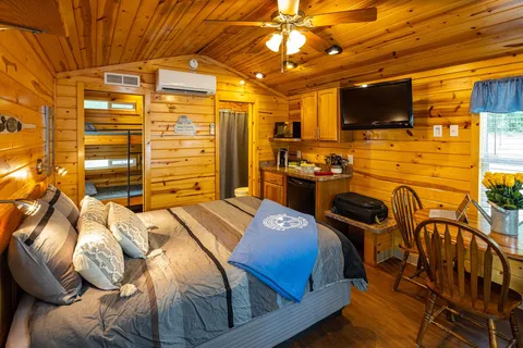 Fredericksburg/Washington DC S KOA Holiday