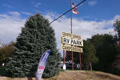 Country Corners RV Park And Campground
