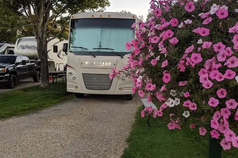 Country Corners RV Park And Campground