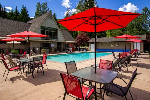 Sicamous RV and Cabin Resort by Pinnacle Lifestyles