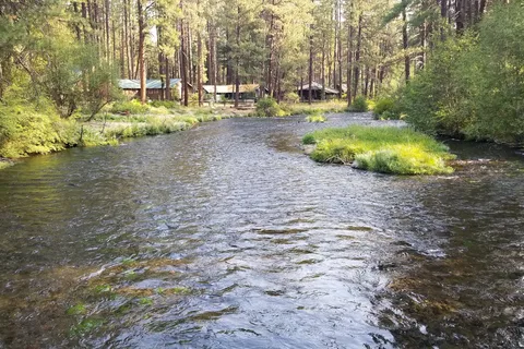 Camp Sherman RV Park and Motel