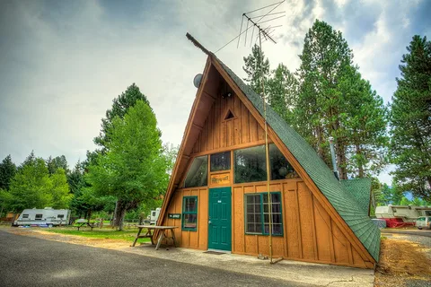 Camp Sherman RV Park and Motel